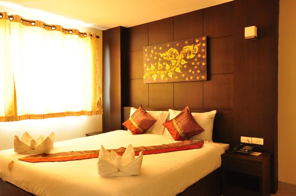 Regent Suvarnabhumi Hotel Bangkok Exterior photo